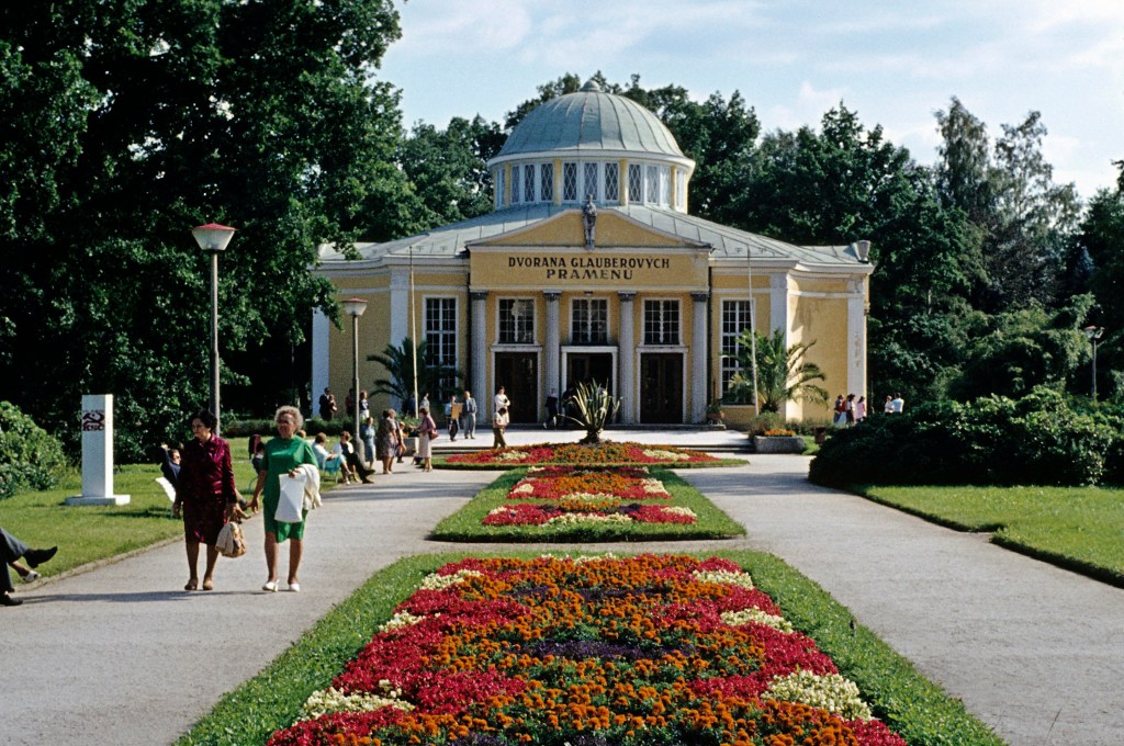 Franzensbad [tschech. Františkovy Lázně]: Glauberhalle (1982)