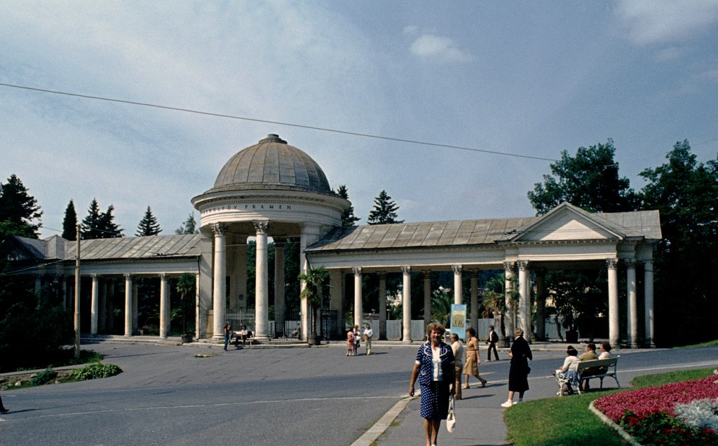 Marienbad [tschech. Mariánske Lázně]: Rudolfsquelle (1982)