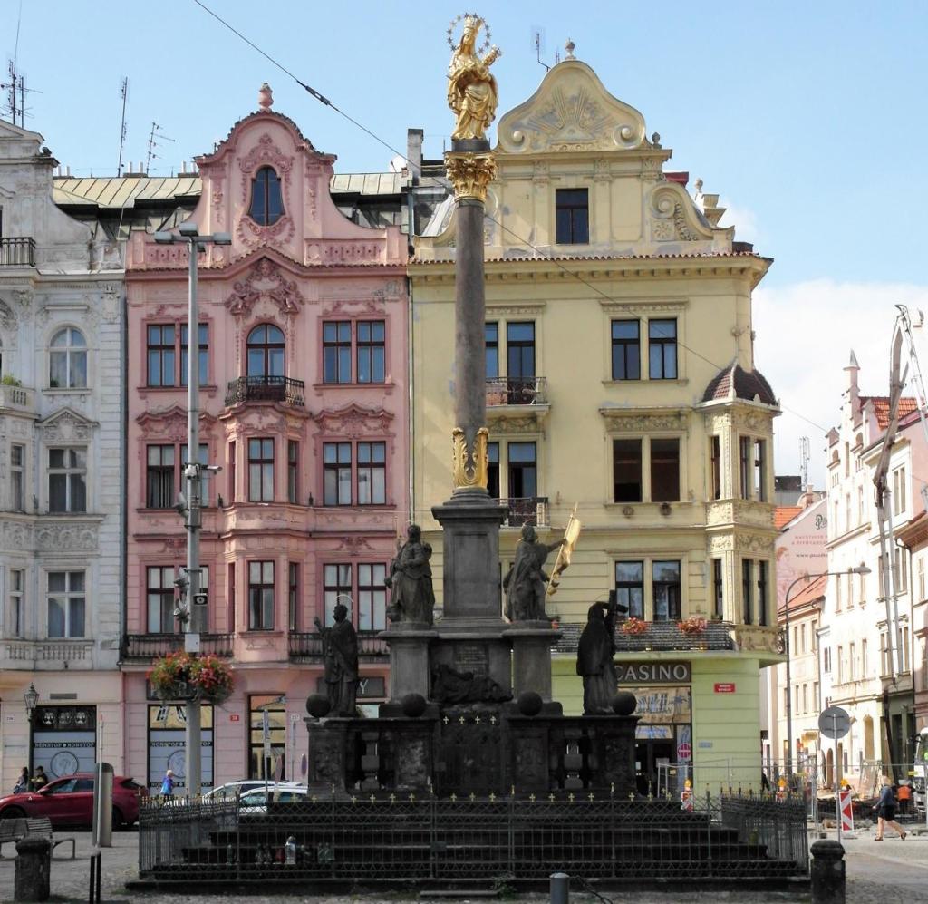 Pilsen [tschech. Plzň]: Marktplatz - Pestsäule (2020)