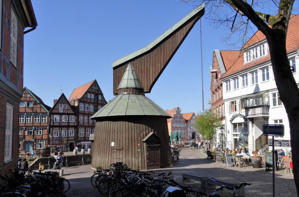 Stade: Holzkran (2019)