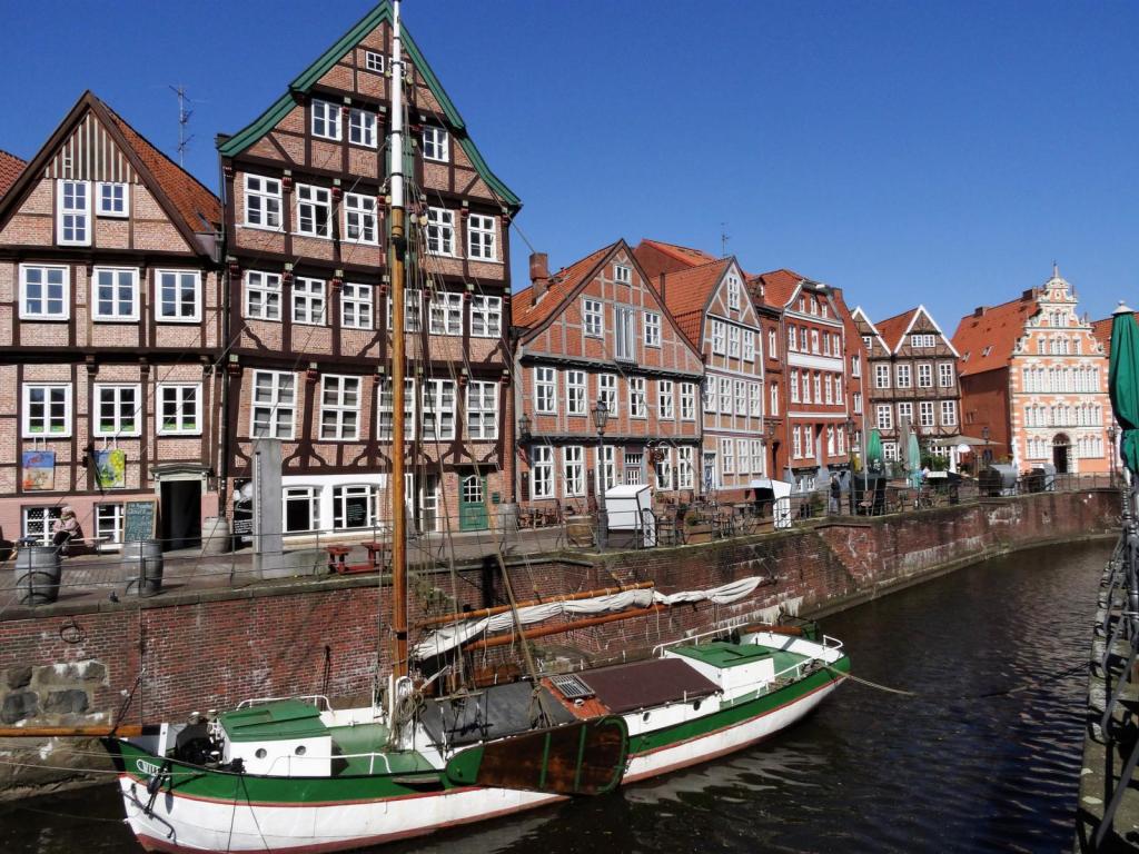 Stade: Hansehafen (2019)