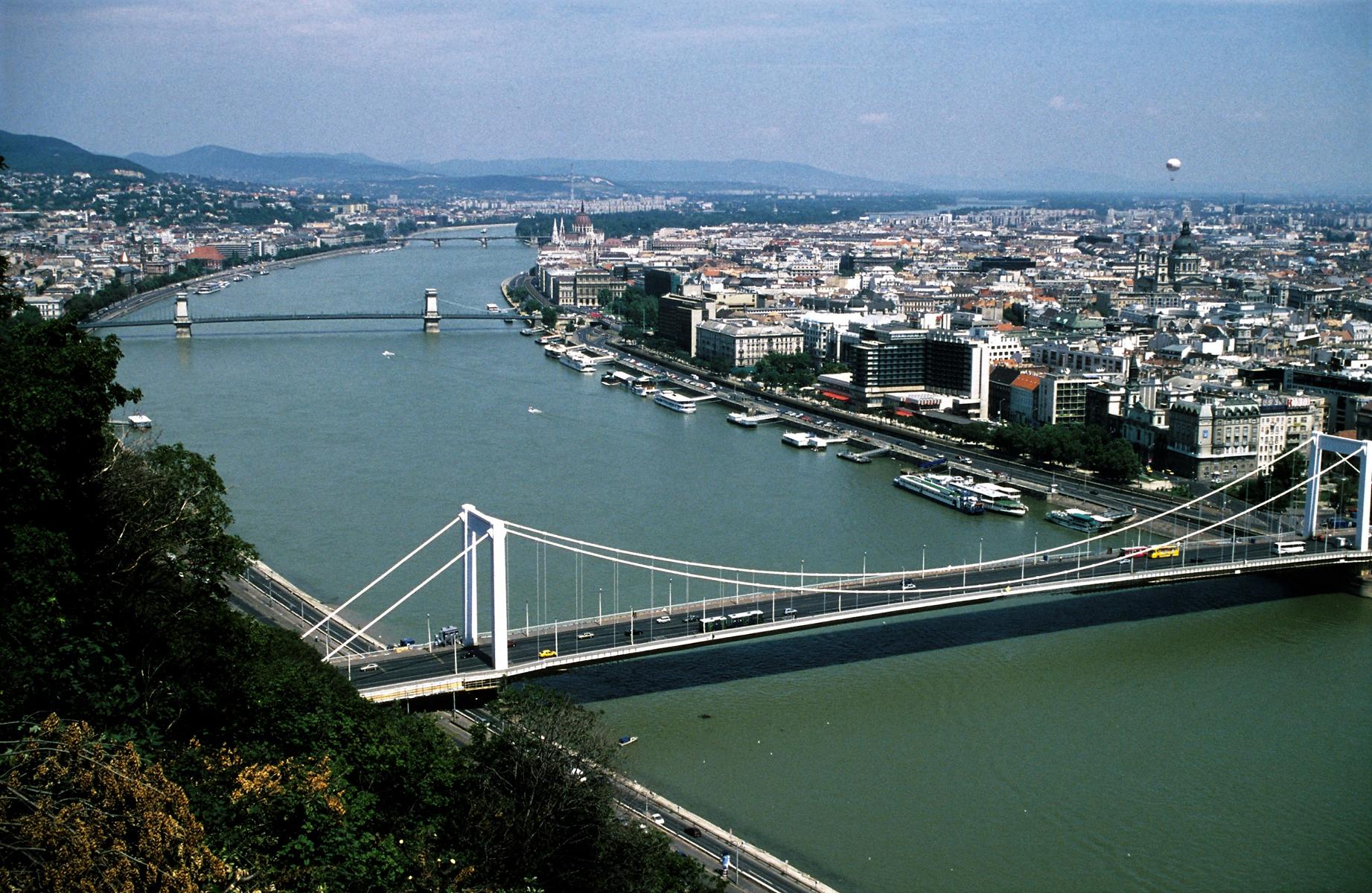 Budapest: Blick vom Gellertberg (2004)