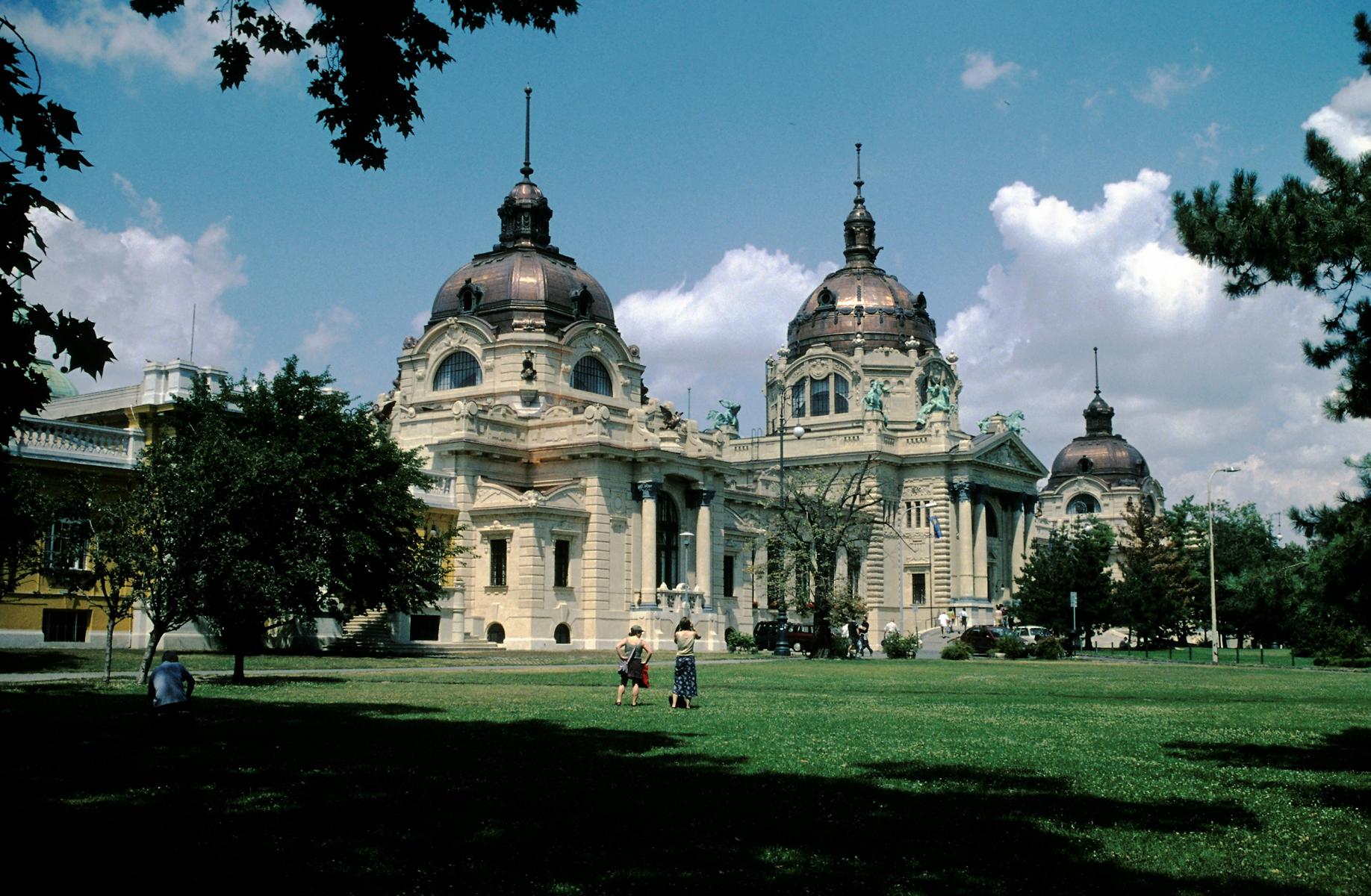 Budapest: Szechenyibad (2004)