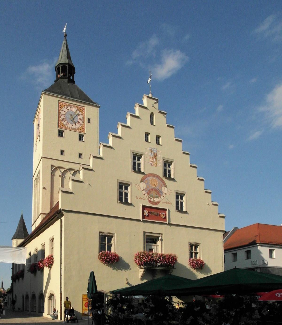 Deggendorf: Altes Rathaus mit Stadtturm (2020)