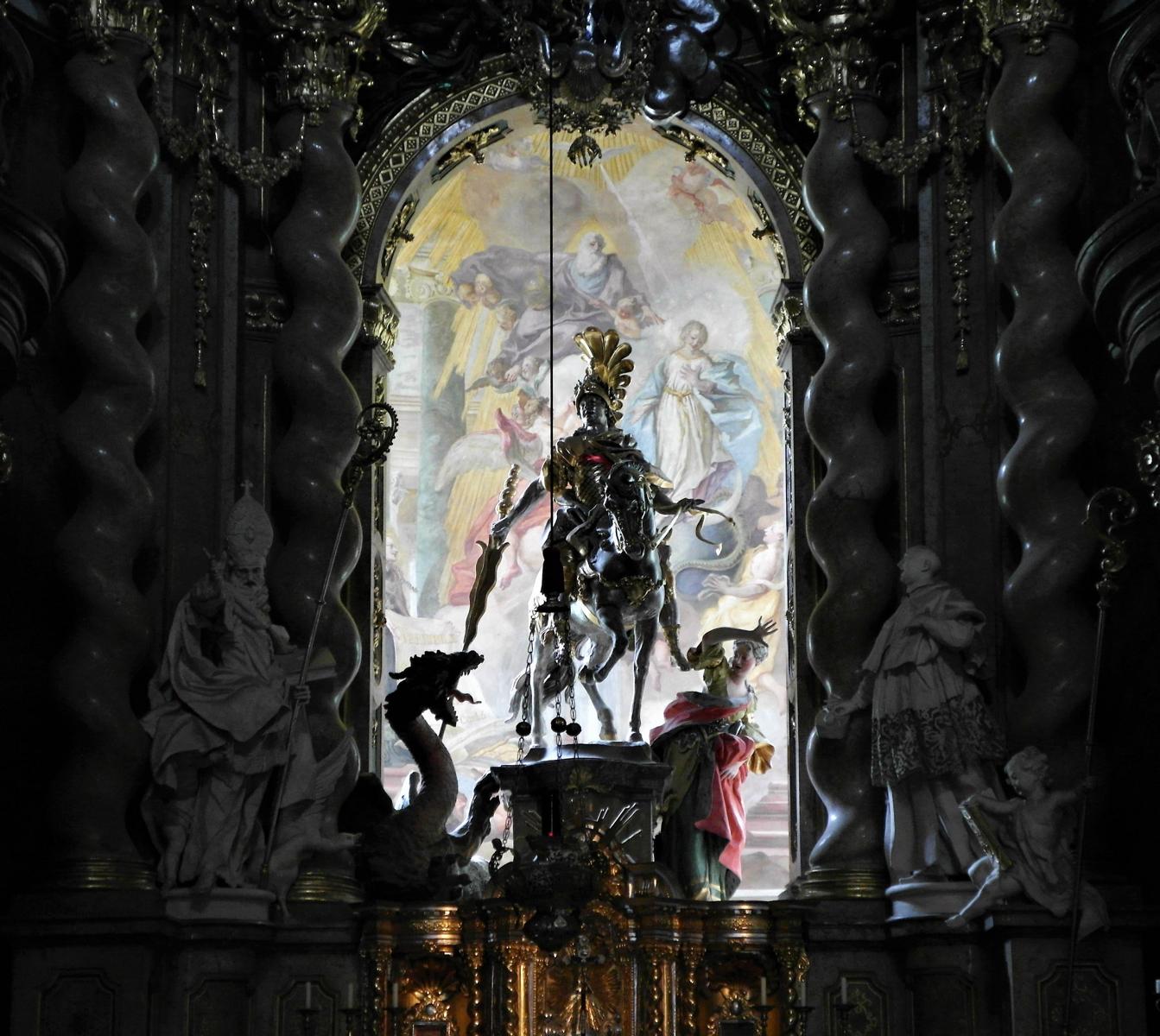 Klosterkirche Weltenburg: Chor mit der Statue des Hl. Georg (2018)
