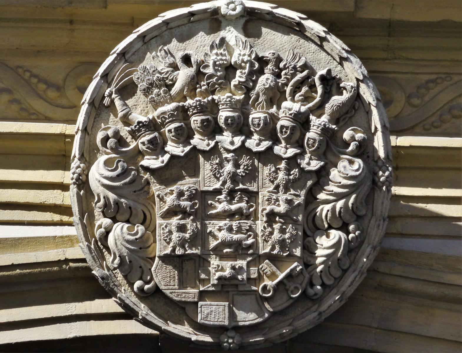 Ödenburg [ung. Sopron]: Eggenberg-Palais - Brandenburg-Wappen über dem Portal (2021)