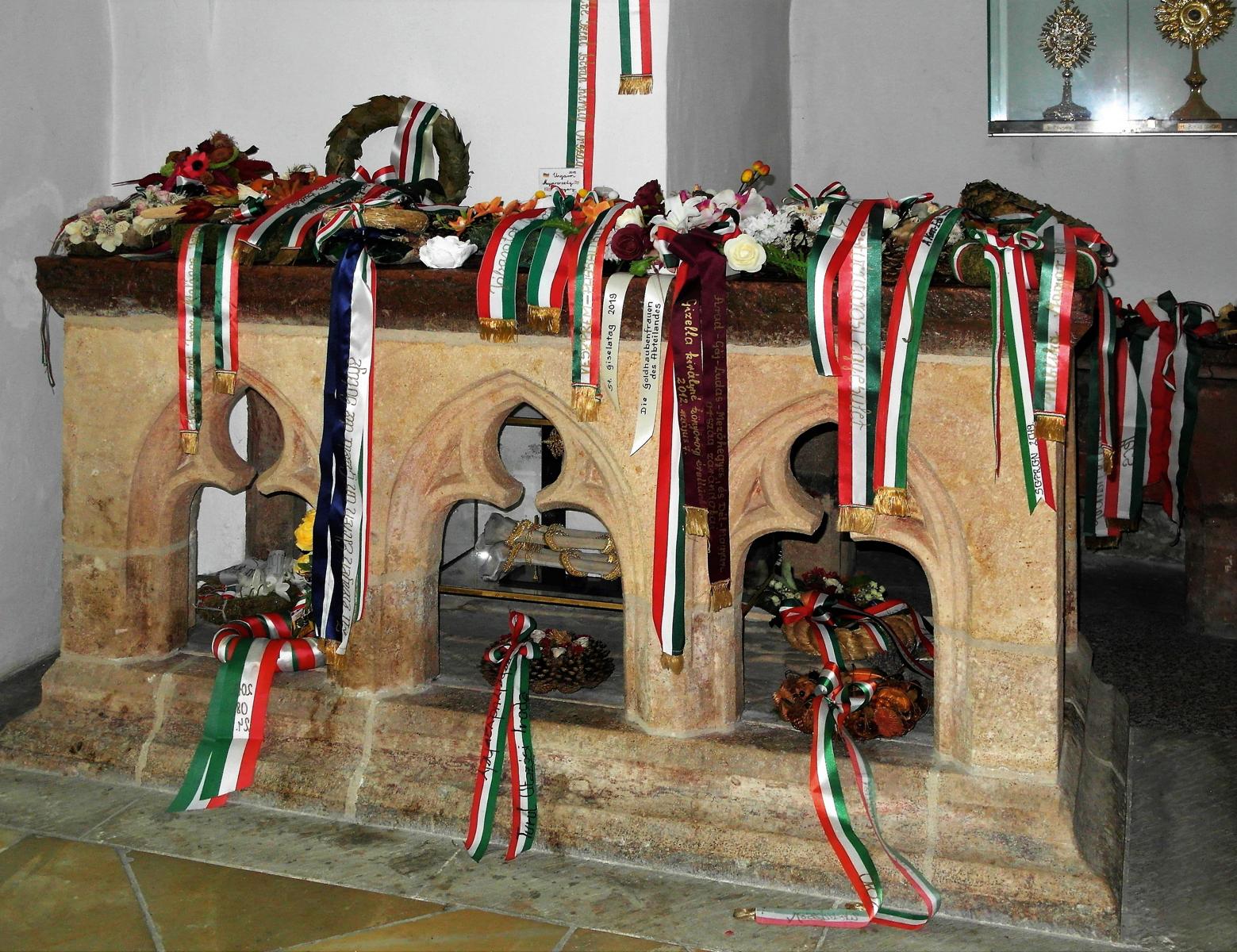 Passau: Heilig-Kreuz-Kirche - Gisela-Hochgrab (2020)