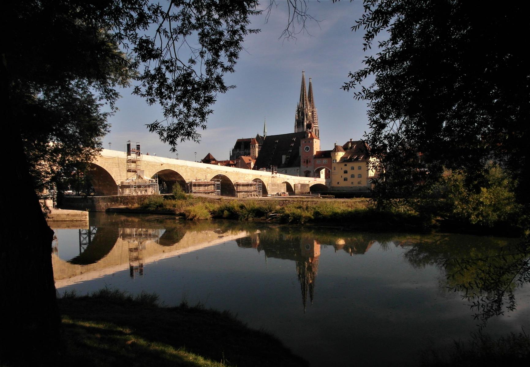 Regensburg: Blick über die Donau zur Altstadt (2018)