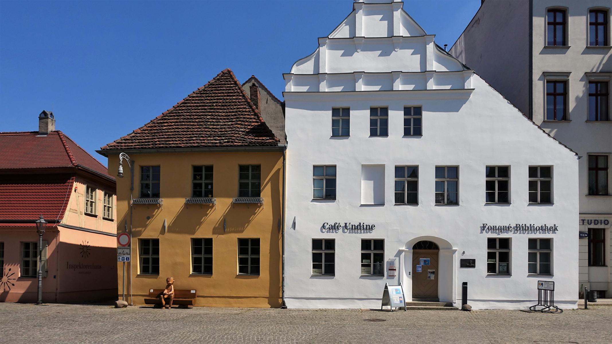 Brandenburg: Syndikatshaus [links] und Sekretariatshaus am Altstädtischen Markt (2021)