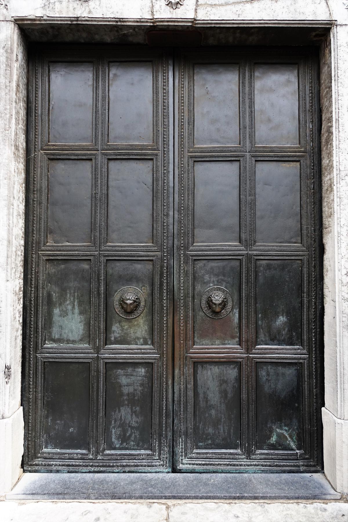 Aachen: Dom - Wolfstüre (2021)