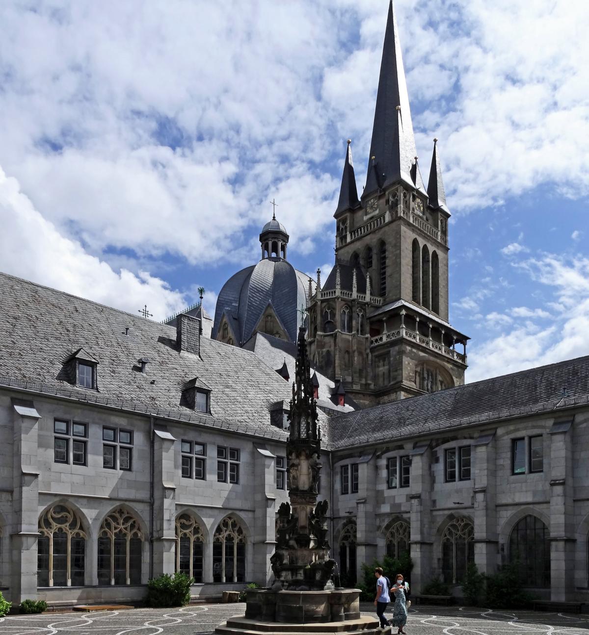 Aachen: Dom - Kreuzgang (2021)