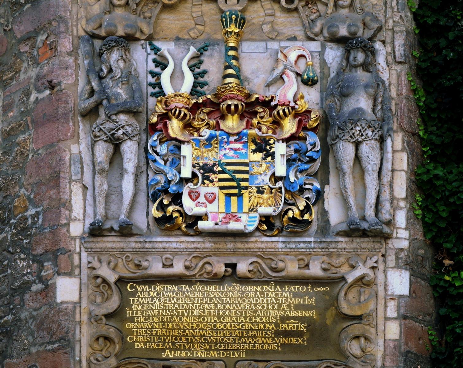 Jena: Collegium Jenense - Wettinerwappen am Treppenturm (2011)