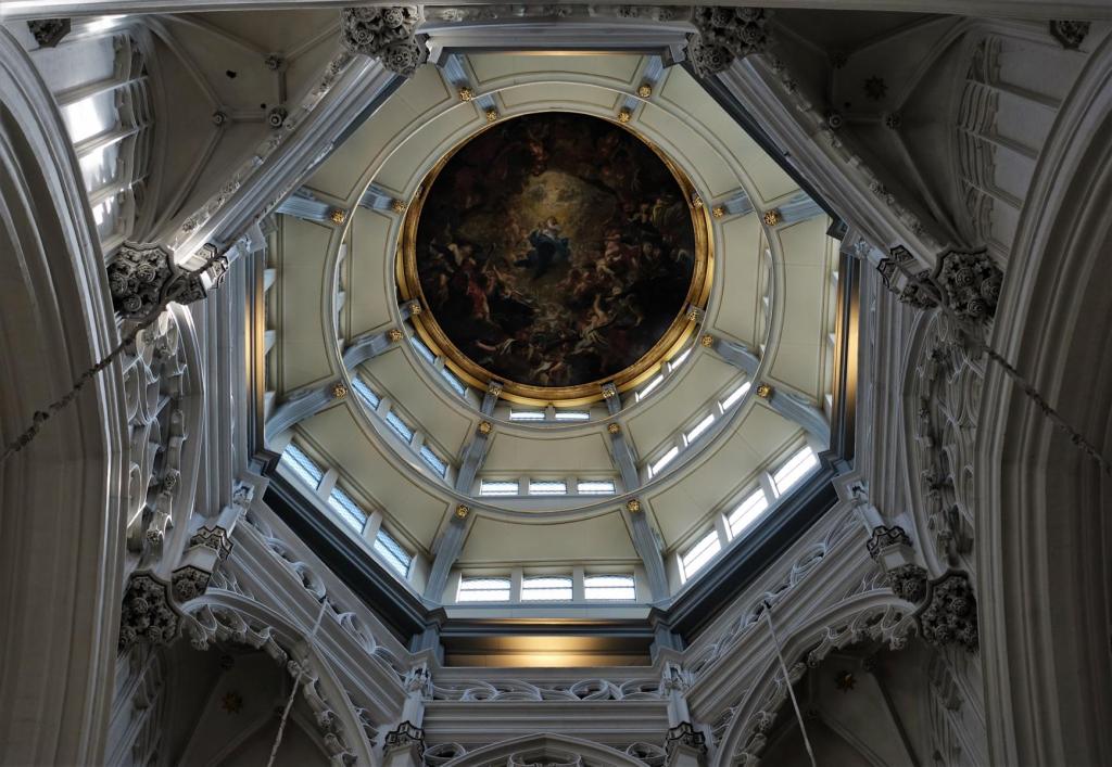 Antwerpen: Liebfrauenkathedrale - Vierungskuppel (2022)