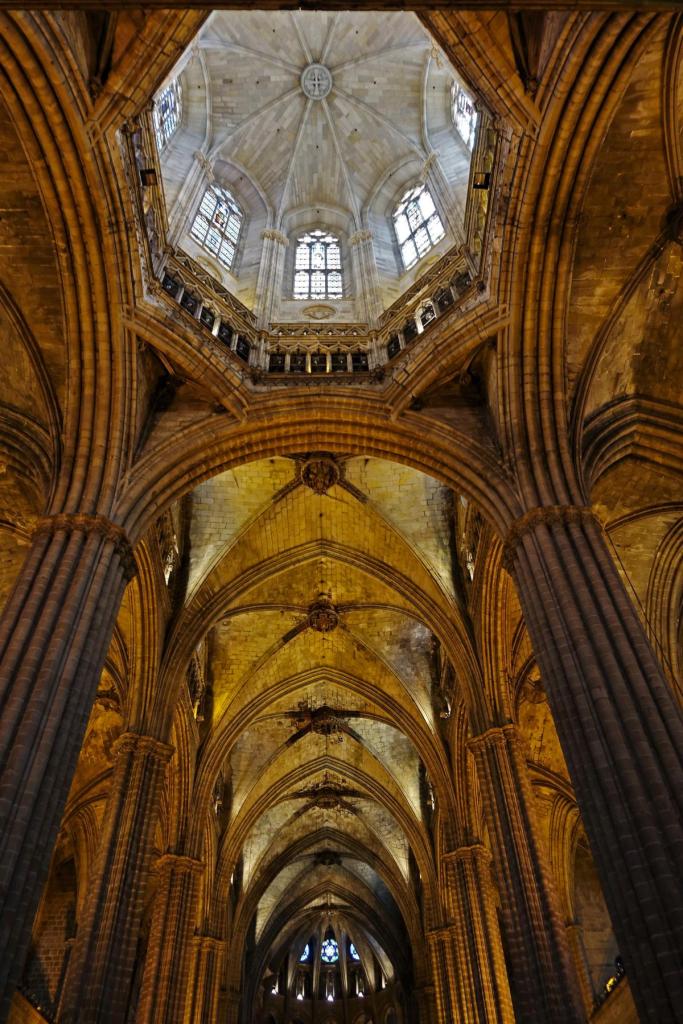 Barcelona: Kathedrale - Gewölbe und Kuppel (2022)