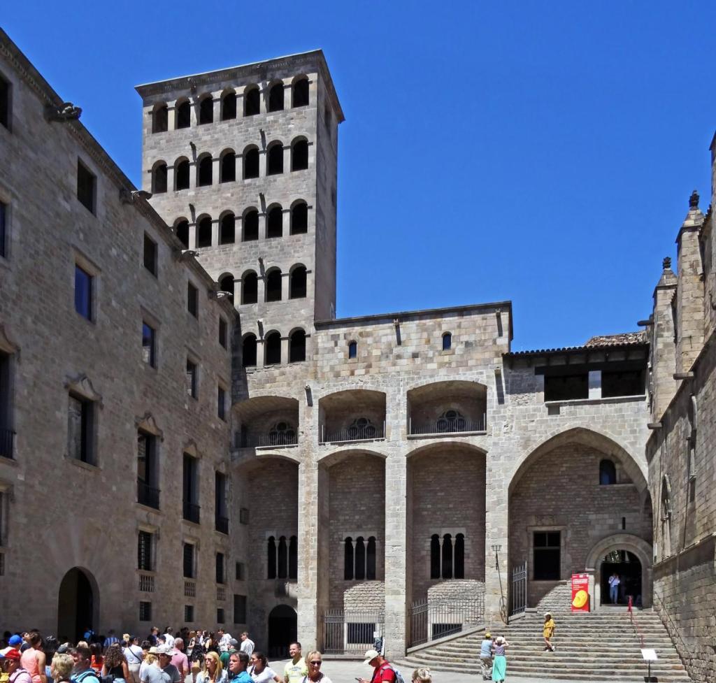 Barcelona: König Martin-Turm und Großer Königspalast (2022)