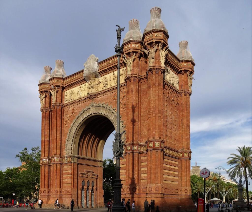 Barcelona: Triumphbogen [Eingang zur Weltausstellung 1888] (2022)