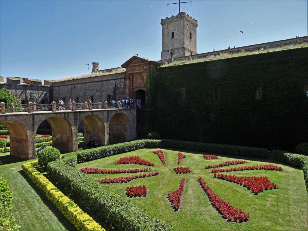 Barcelona: Eingang zum Montjuic-Kastell (2022)