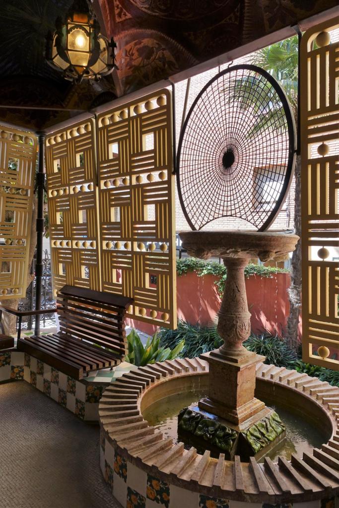 Barcelona: Casa Vicens (2022)