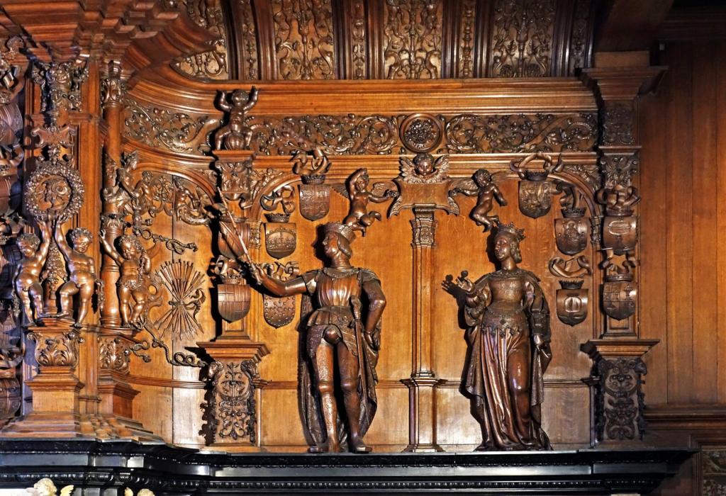 Brügge: Brügger Freiamt - Kamin in der Schöffenkammer [Statuen Ferdinands von Aragon und Isabellas von Kastilien] (2022)