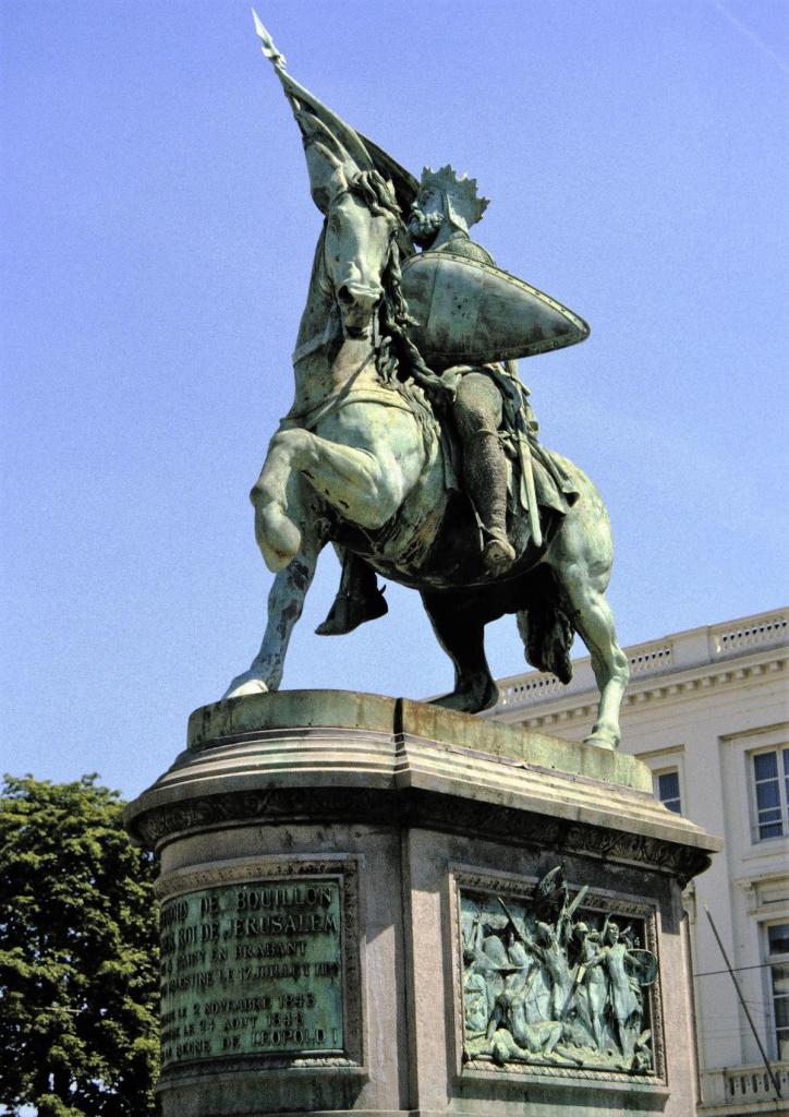 Brüssel: Denkmal Gottfrieds von Bouillon auf dem Königsplatz [Place Royale] (2003)