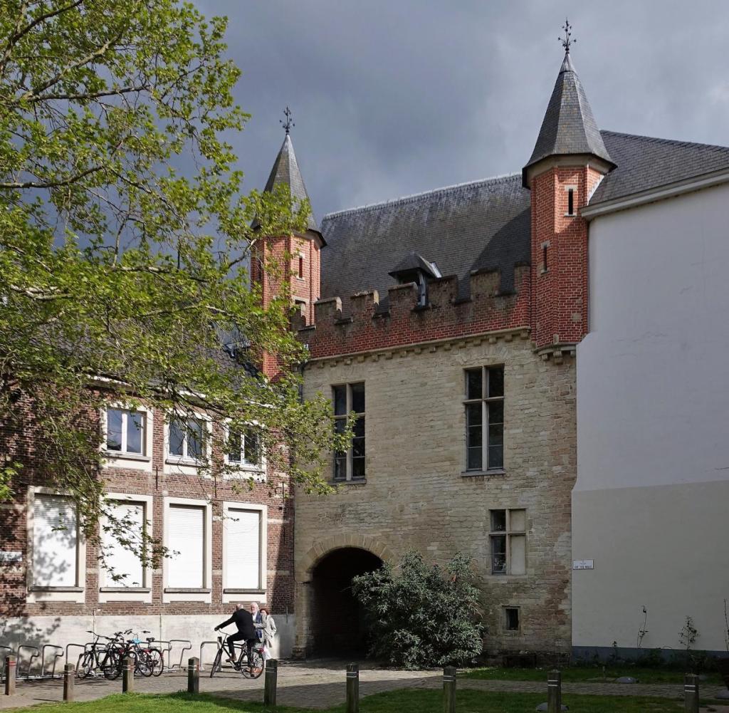 Gent: Dankere Poort = Torbau des Prinzenhofs (2022)