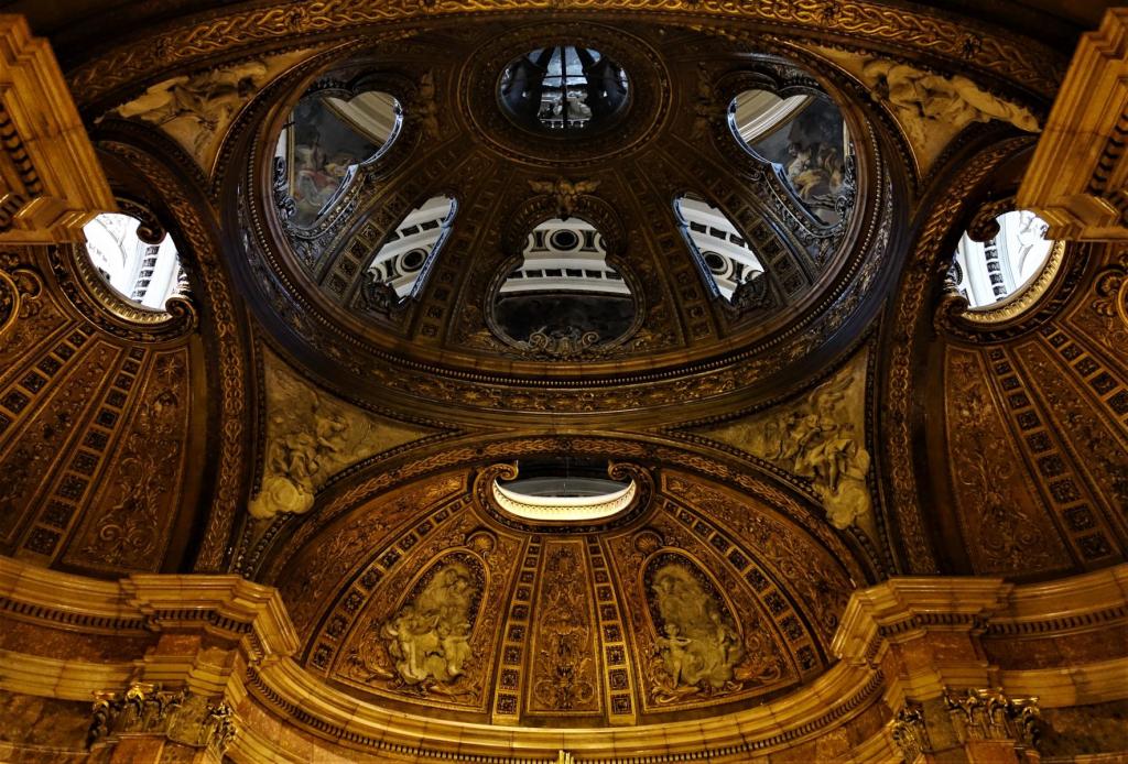 Saragossa: Pilar-Basilika - Heilige Kapelle [Santa Capilla] (2022)