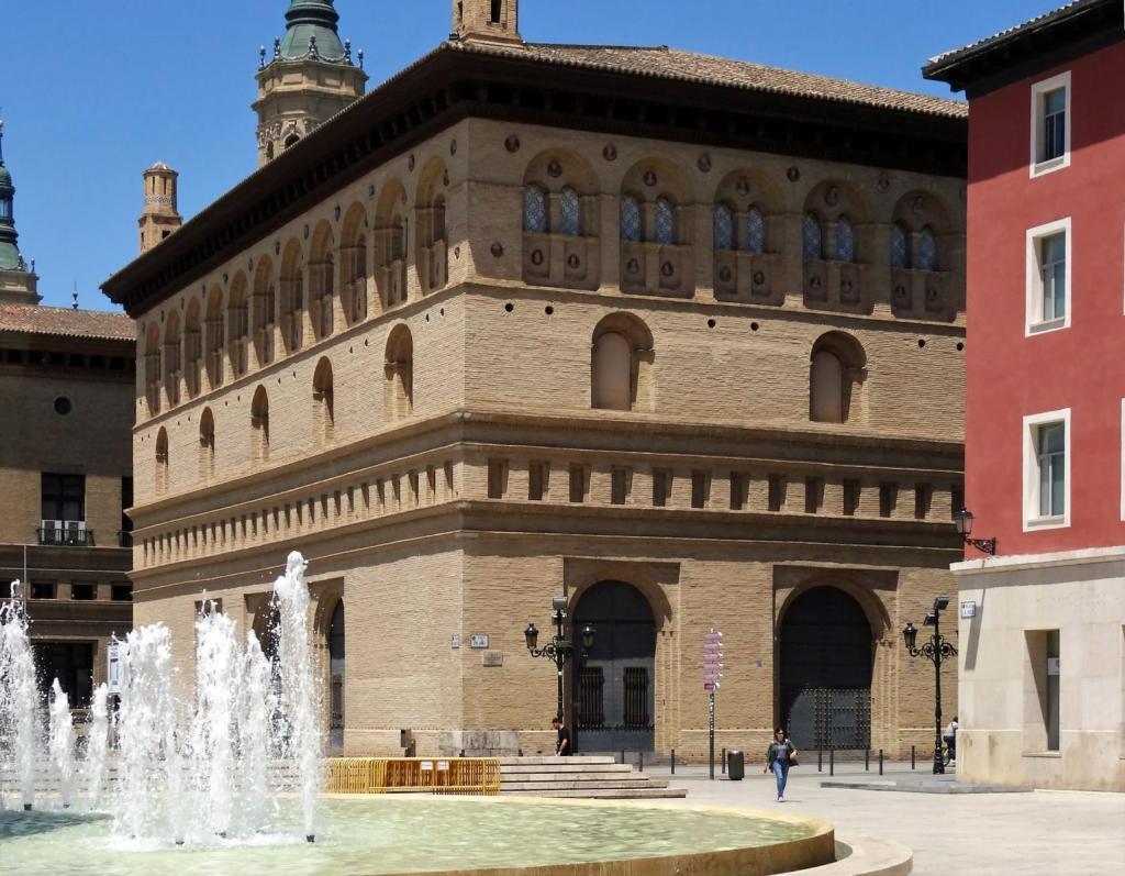 Saragossa: Börse (2022)