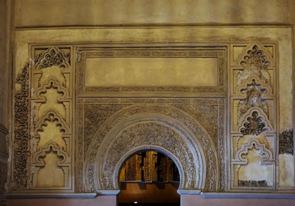 Saragossa: Aljaferia-Palast - Goldener Saal (2022)