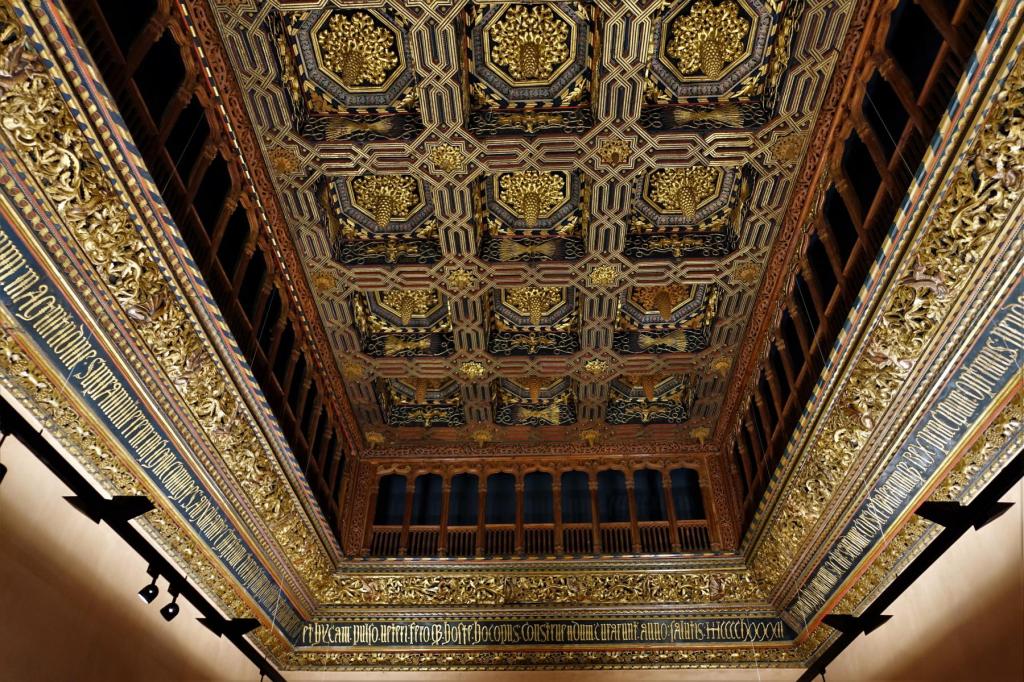 Saragossa: Aljaferia-Palast - Mudejar-Palast, Decke im Saal Peters IV. (2022)