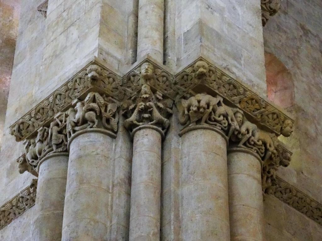 Tarragona: Kathedrale - Kapitell in der Vierung (2022)