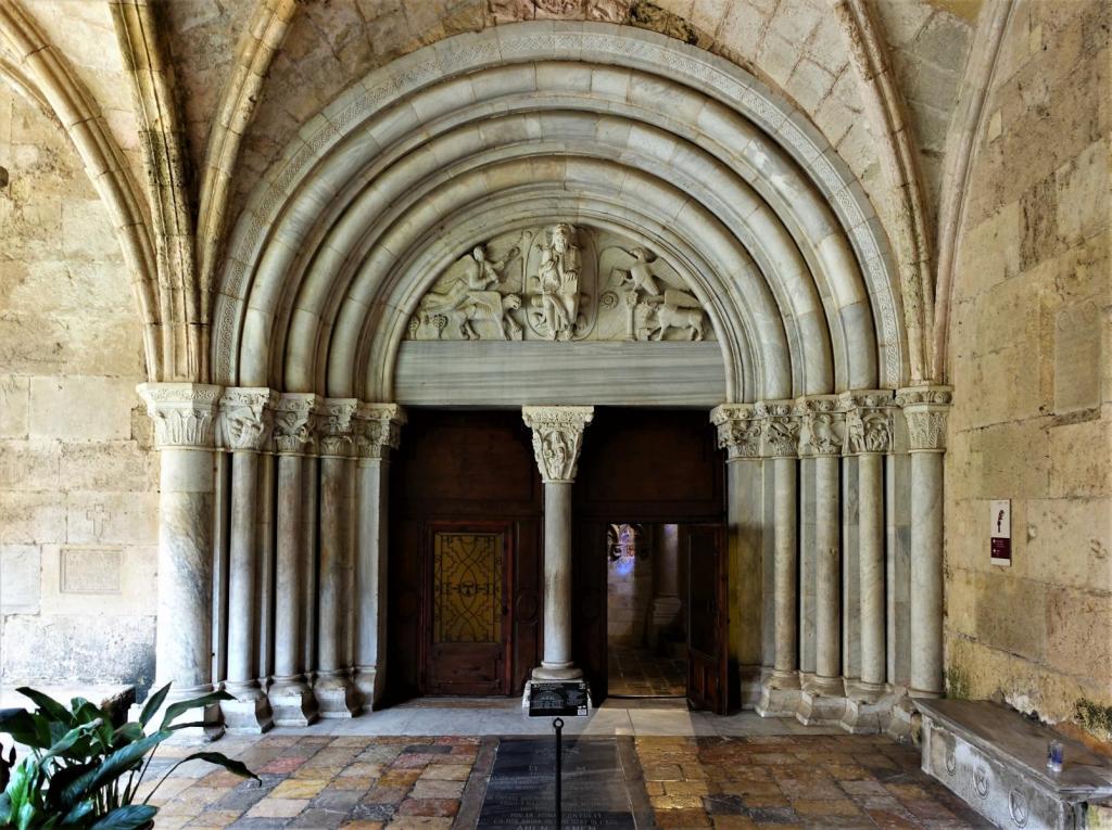 Tarragona: Kathedrale - Portal zum Kreuzgang (2022)