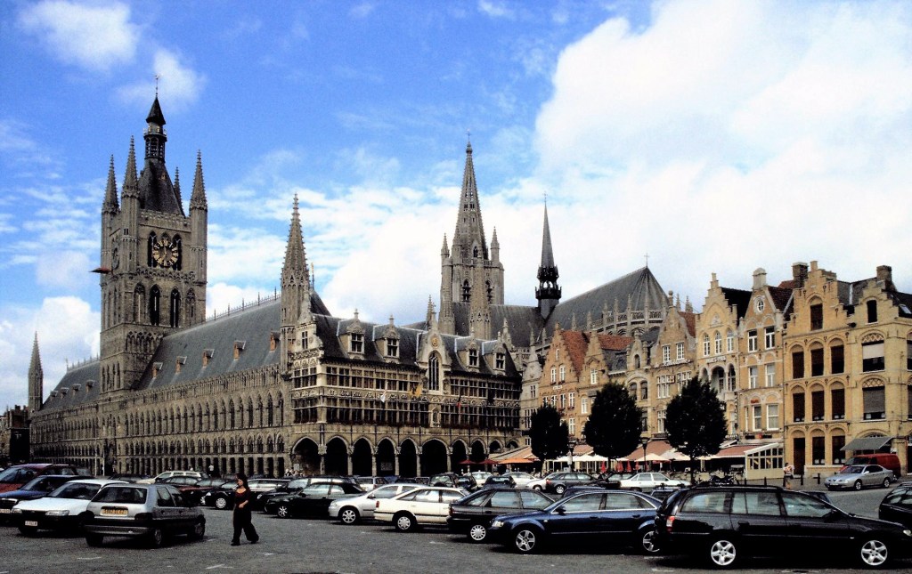 Ypern: Marktplatz (2003)