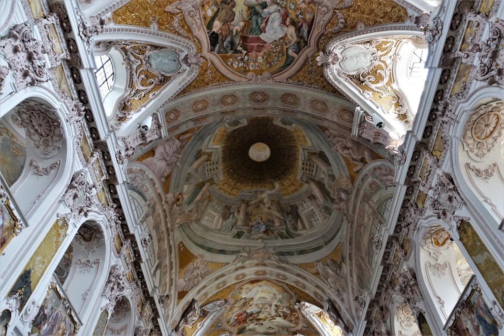 Freising: Dom - Gewölbe [illusionistische Kuppel] (2022)