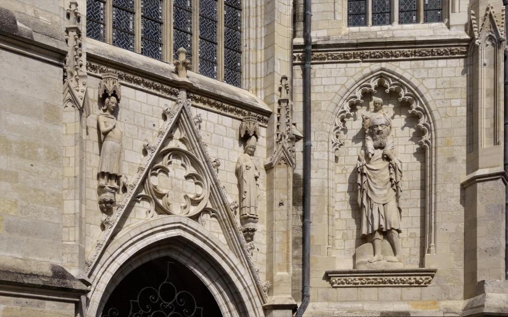 Amiens: Kathedrale Südseite - Christophorus-Pforte und Christophorus-Figur (2022)