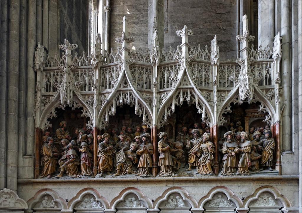 Amiens: Kathedrale Skulpturenwand im südlichen Querschiff [Jabobus-Legende] (2022)