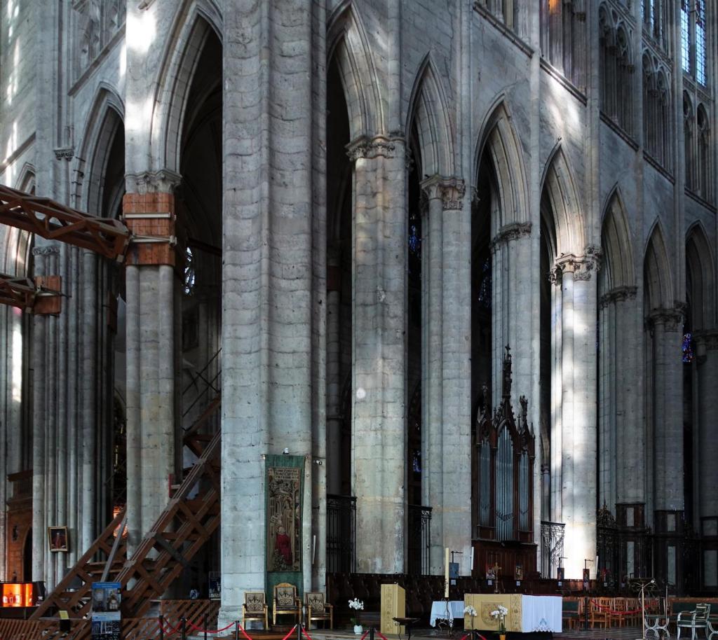 Beauvais: Kathedrale Nordquerschiff und Chor (2022)