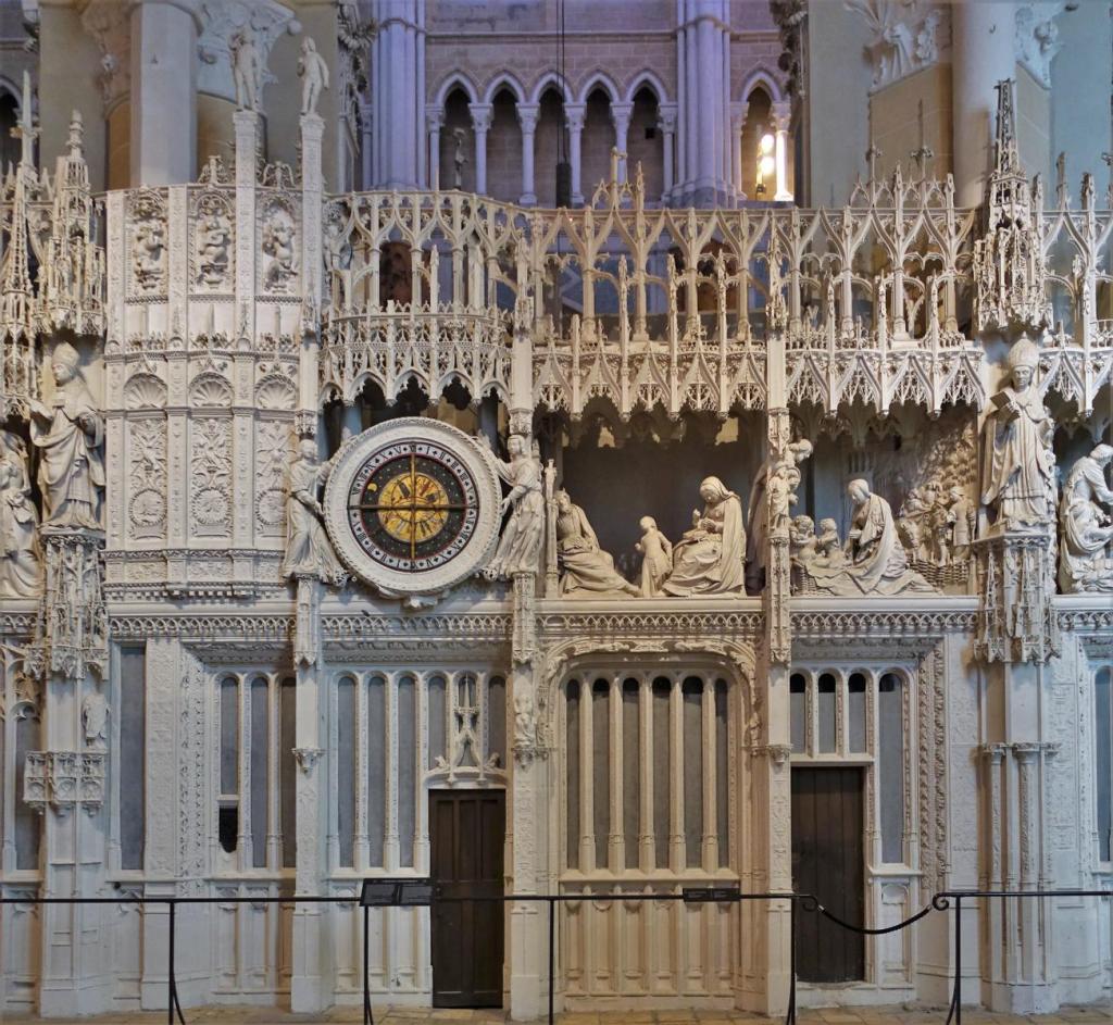 Chartres: Kathedrale Chorschranke mit astronomischer Uhr (2022)