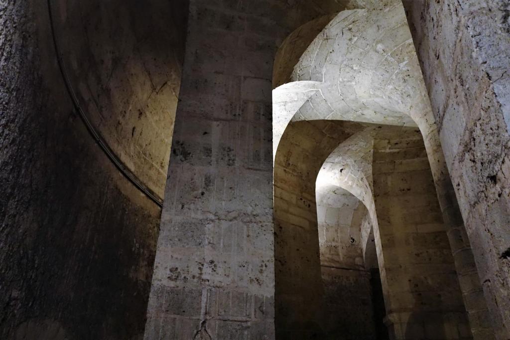 Chartres: Kathedrale Krypta (2022)