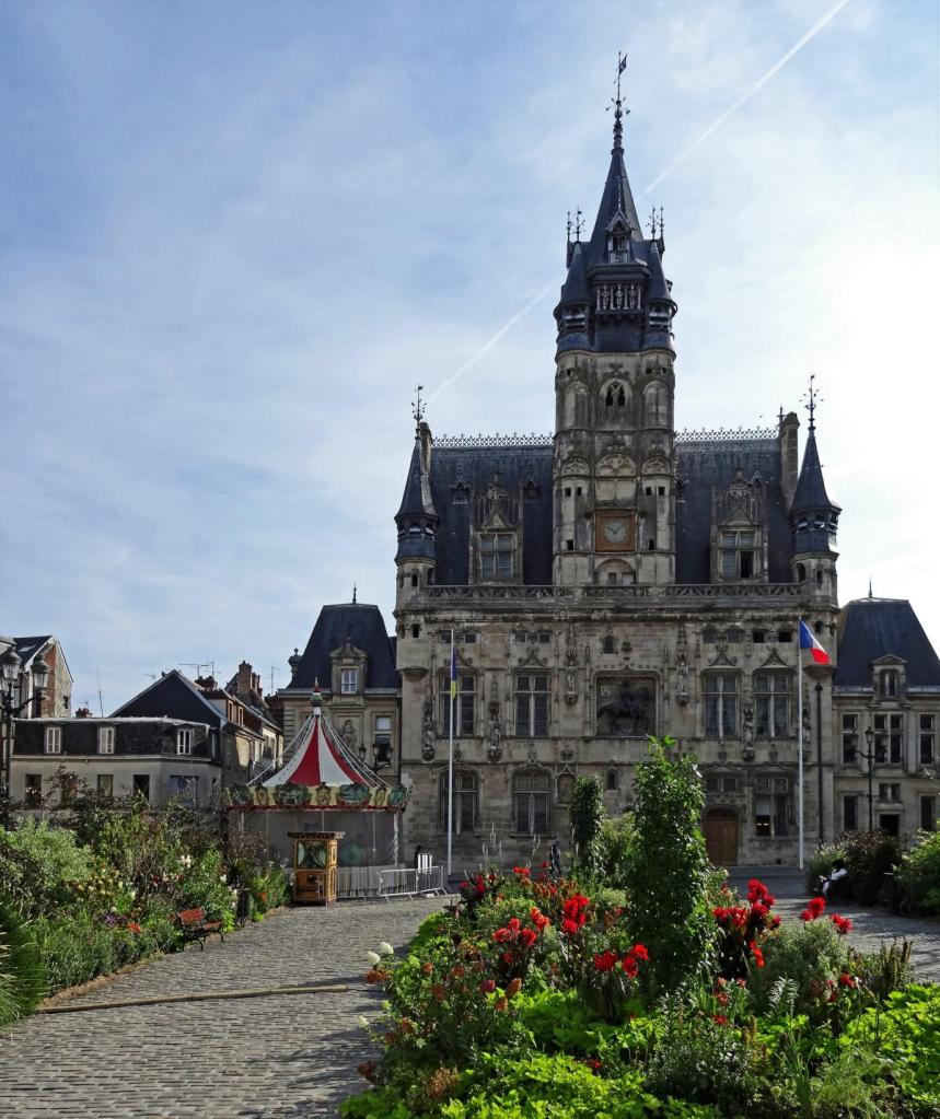 Compiegne: Rathaus (2022)