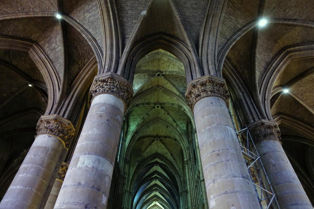 Reims: Kathedrale Chorumgang Gewölbe (2022)