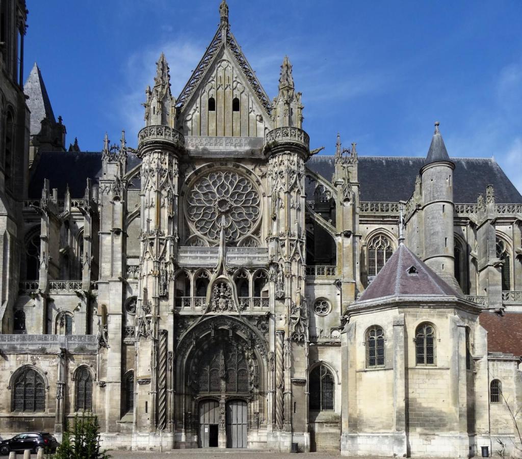 Senlis: Kathedrale Südseite (2022)