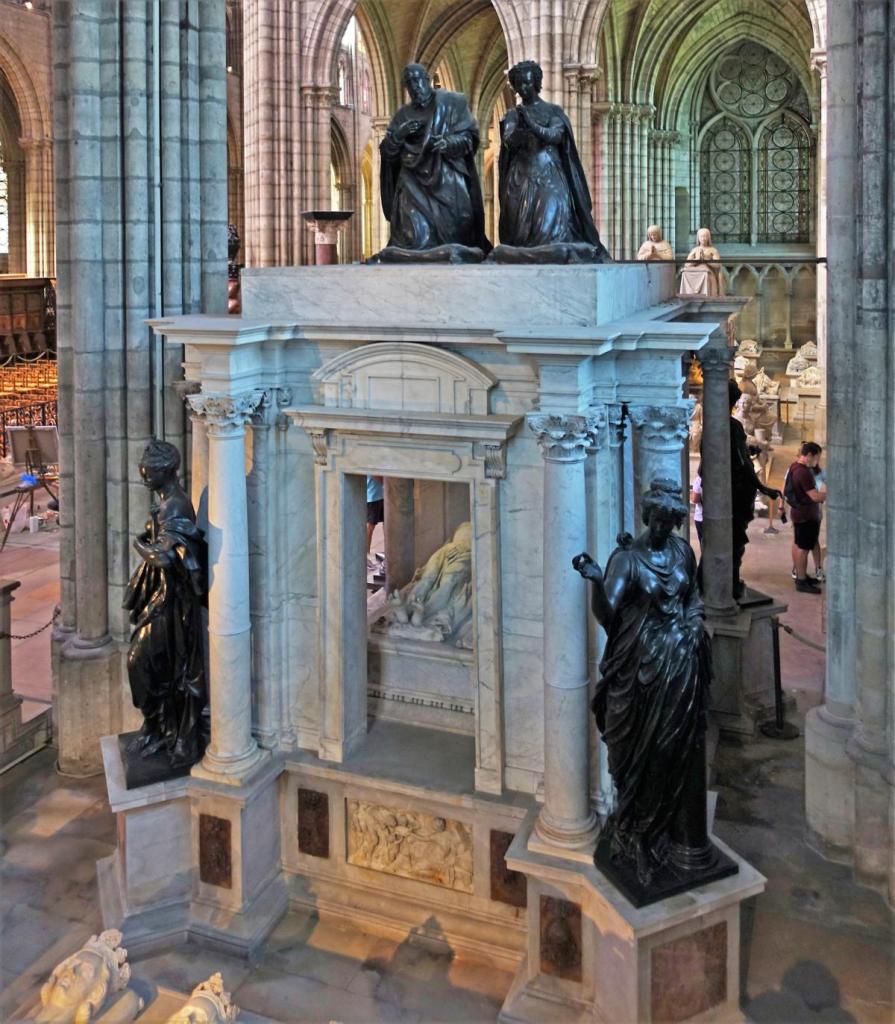 St-Denis: Abteikirche Grabdenkmal für Heinrich II. und Katharina von Medici (2022)