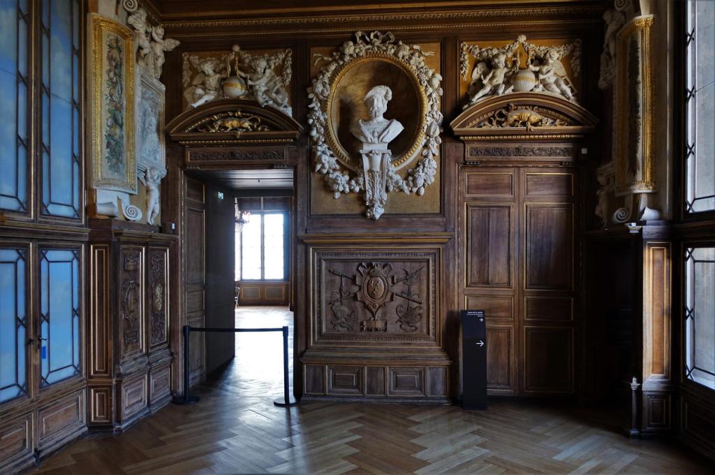 Fontainebleau: Schloss Galerie Franz' I. (2022)