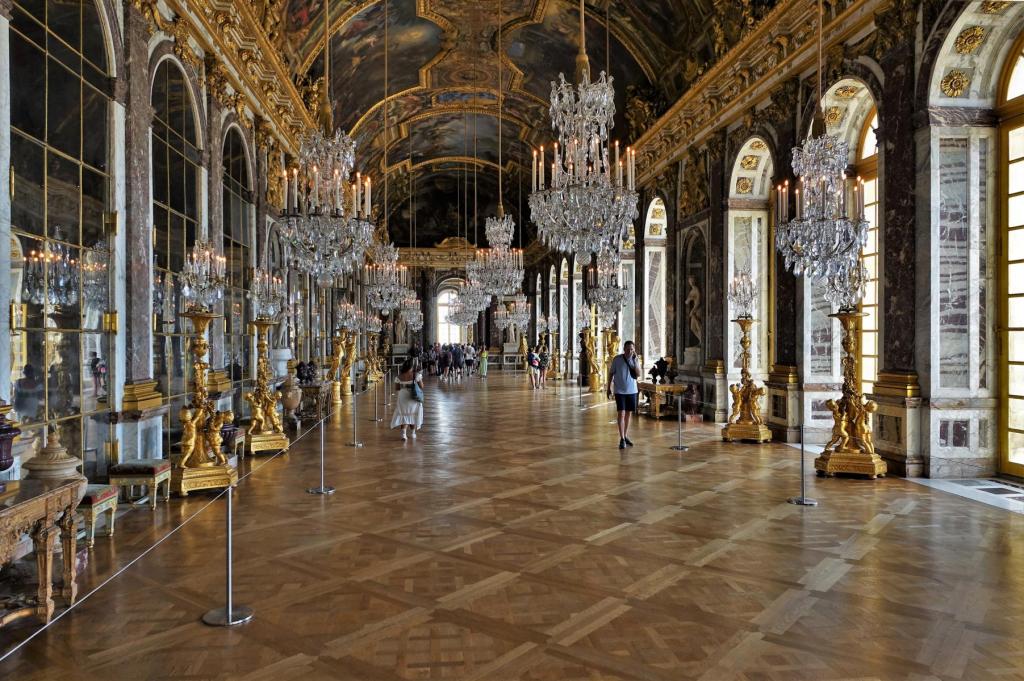Versailles: Schloss Spiegelsaal (2022)