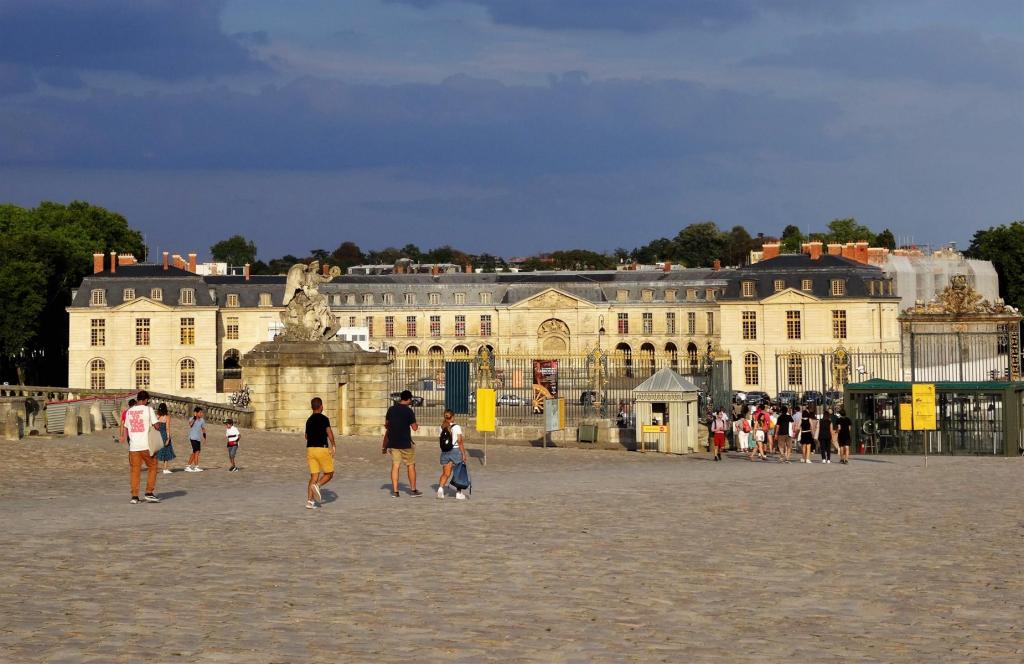 Versailles: Großer Marstall [Grande Ecurie] (2022)