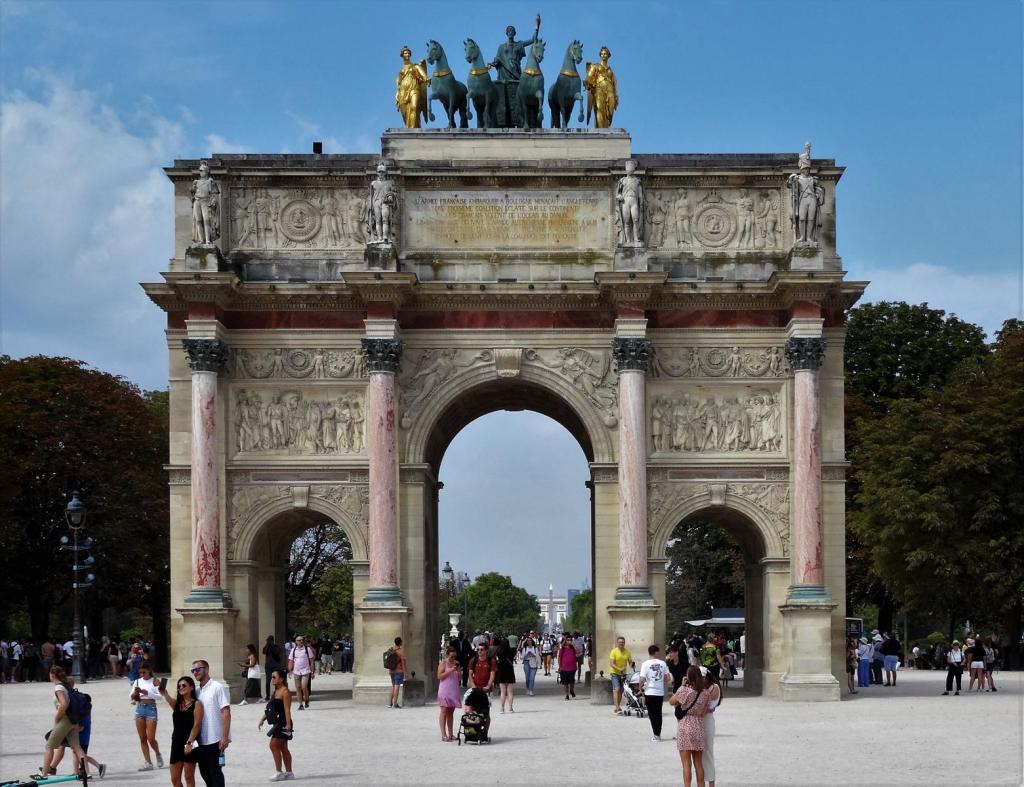 Paris: Kleiner Triumphbogen [Arc de Triomphe de Carussell] (2022)