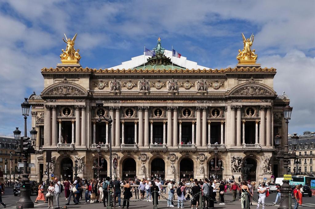 Paris: Opera Garnier (2022)