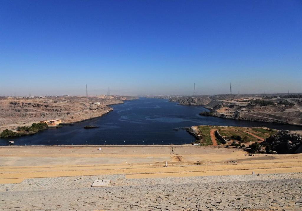 Assuan: Blick vom Hochdamm Sadd el Ali nilabwärts nach Norden (2023)