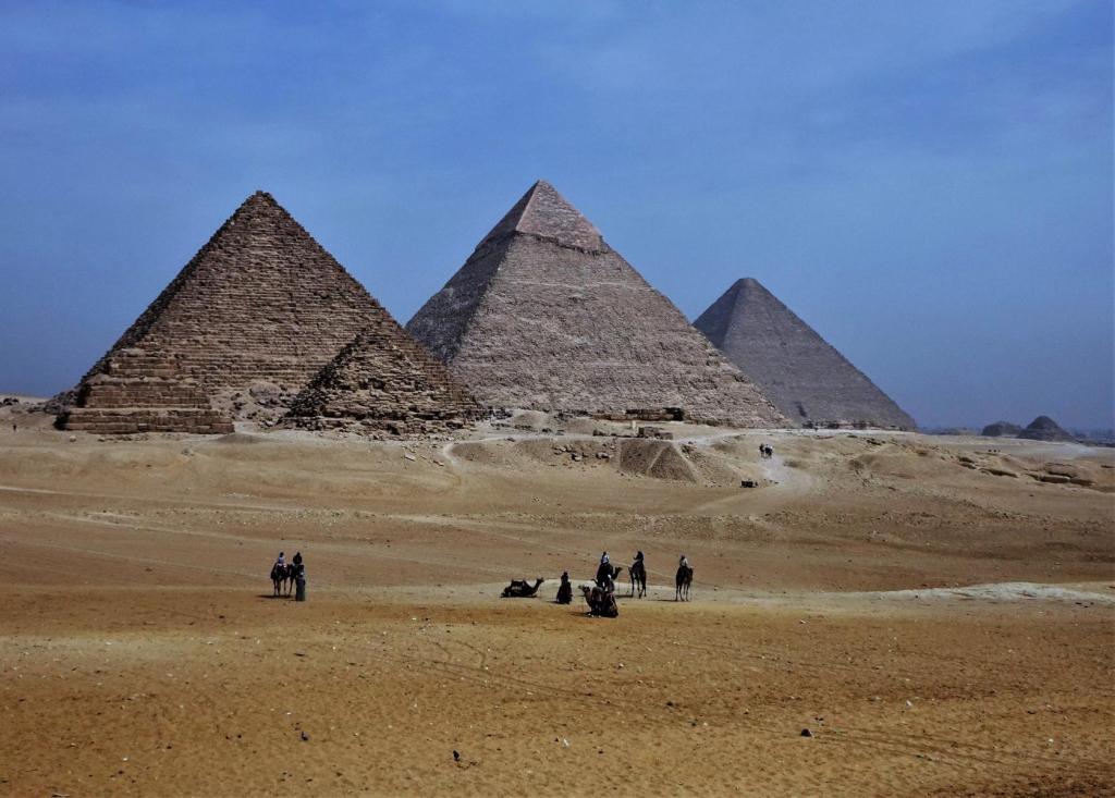 Giseh: Pyramiden [Mykerinos - Chephren - Cheops] (2023)