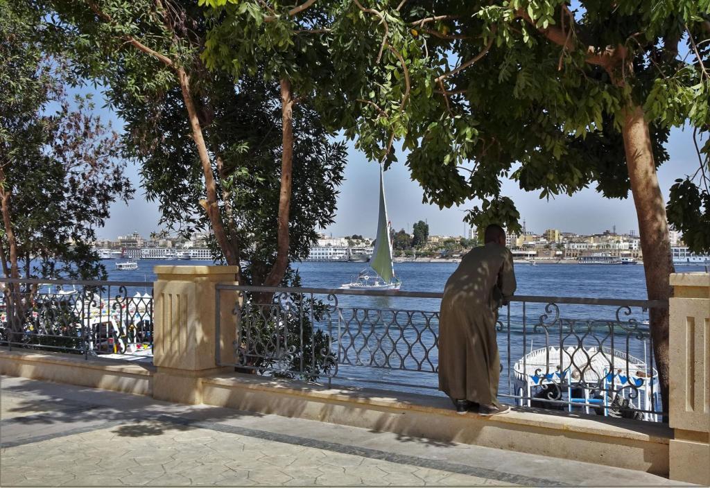 Luxor: Blick über den Nil auf die Stadt (2023)